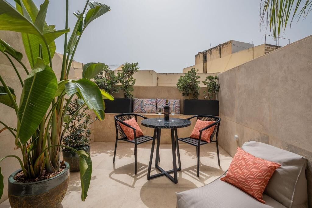 Estudio Deluxe, patio | Restaurante al aire libre