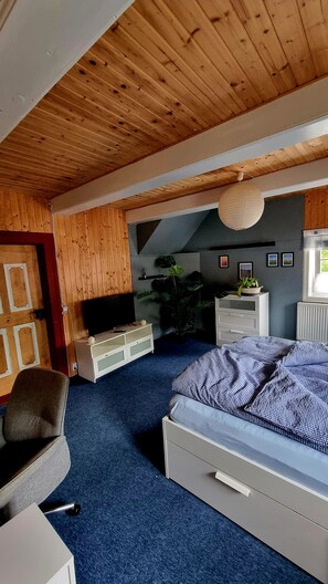 Room - Vrbo Property (Großschönau)