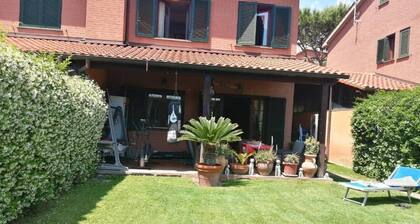 3 Bedrooms Villa Sleep 6 With Garden