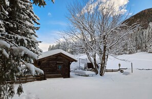 Exterior - 'UNTN' Apartment with Mountain View, Private Terrace, and Wi-Fi (Ulten)
