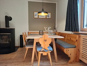 Dining - 'UNTN' Apartment with Mountain View, Private Terrace, and Wi-Fi (Ulten)