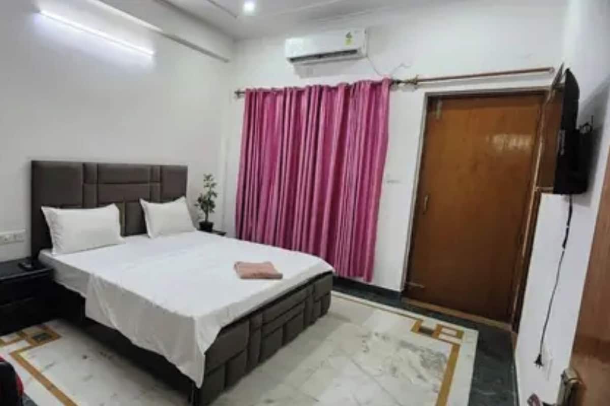 Phòng Deluxe | Bộ trải giường bằng vải cotton Ai Cập, bộ đồ giường cao cấp 