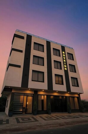 Exterior - Fabhotel Rove Inn (Indore)