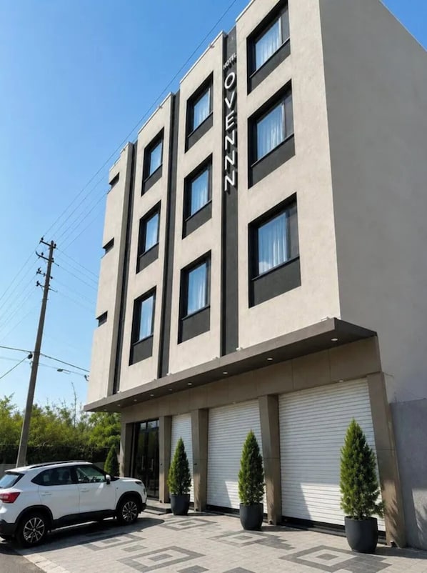Exterior - Fabhotel Rove Inn (Indore)