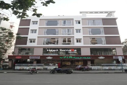 Fabhotel Silverstone Villa