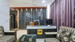Ảnh chưa phân loại, 4 trong số 31 ảnh, nút