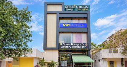 Fabhotel Shree Green