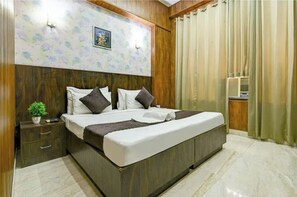 Egyptian cotton sheets, premium bedding, in-room safe, desk - FabHotel Prime The Rivlet MG Road - MG Road (Gurugram)