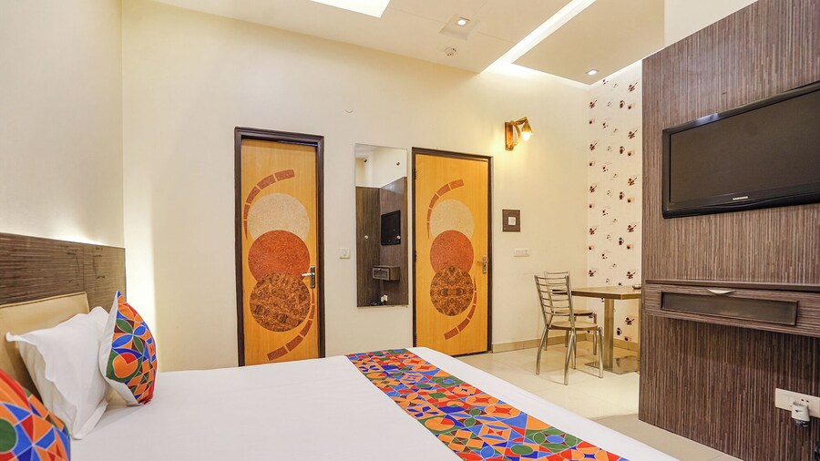 FabHotel Rivlet Premium