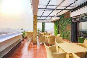 Unclassified image, 2 of 34, button - Fabhotel Aspl 44 (Noida)