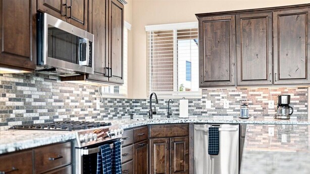 Coffee/tea maker, fridge, microwave, oven - Riverfront Cove + Boat Launch 
Swim. Boat. Repeat. (Bullhead City)