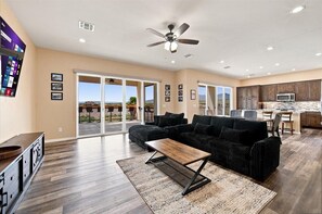 Nicht klassifiziertes Bild, 2 von 75, Schaltfläche