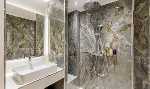 Immagine non classificata, 5 di 43, pulsante