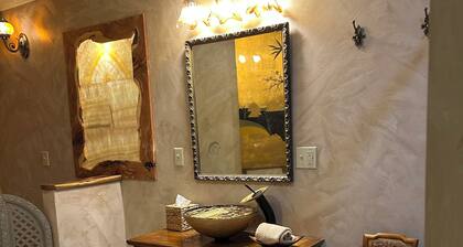 Cozy 1-bedroom studio in the beautiful town of Clintwood, Virginia.