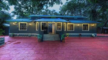 Extérieur