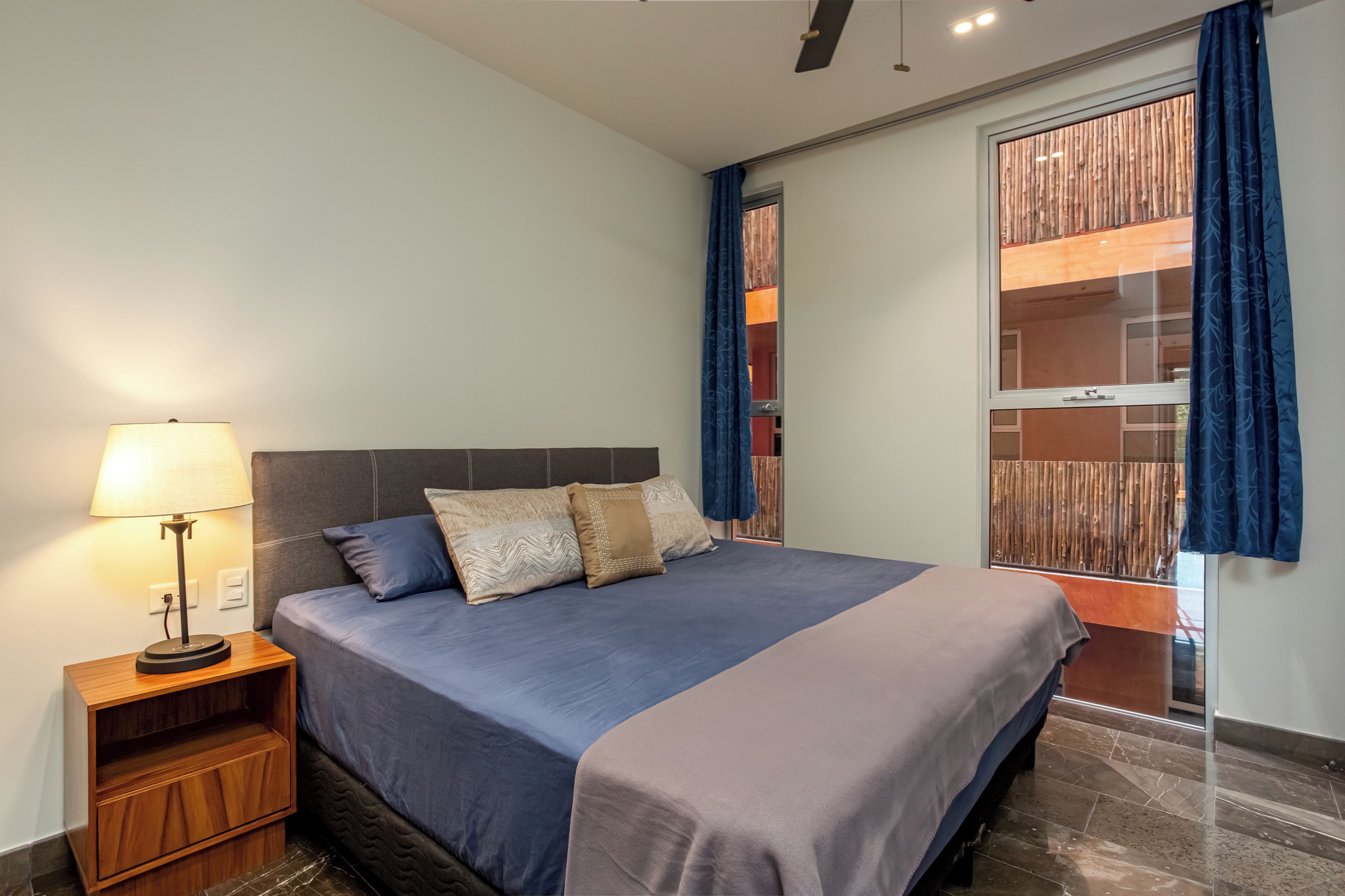 3 bedrooms, in-room safe, iron/ironing board, travel cot