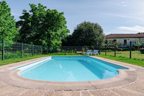 Unclassified image, 2 of 15, button - Vrbo Property (Povoa De Lanhoso)