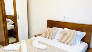 熨斗/熨衣板、WiFi、床单