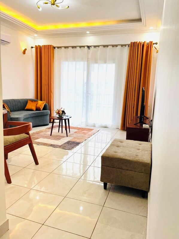 Living area - 3K Residences - Yaoundé Odza - Premium 1-Bedroom Apartment - S2 (Yaoundé)