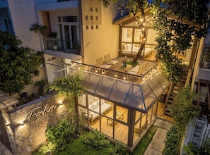 Exterior - A very beautiful villa nearby the beach in Da Nang (An Hai)