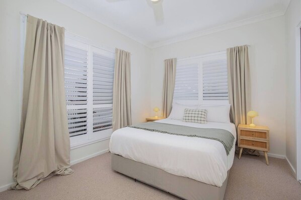 Room - Fernleigh Escape Close to Cafs Trails and Beaches (Adamstown)