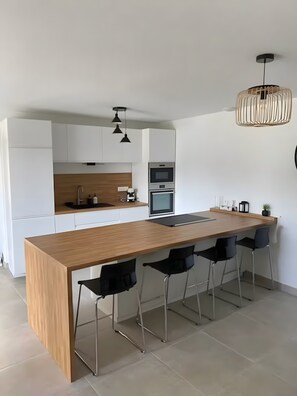 Private kitchen - Apartment Le Cocoon, with Sandra and Philippe (Le Cheylard)