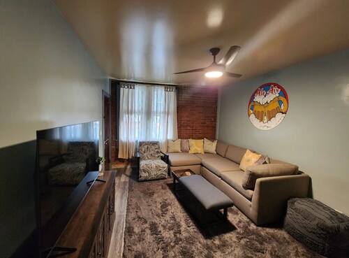Ale Air Guest House. Enjoy a stylish experience right in downtown Shamokin.