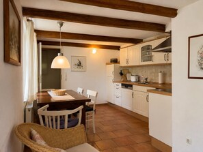 Dining - Vrbo Property (Wangerland)