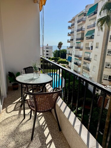 Nerja Centre Apt · Sea-View Balcony · Lift