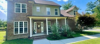 4 Bedroom Spacious Home Near Market