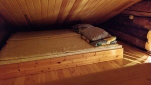 Iron/ironing board, travel cot - Rukanjurmu 9 | Spacious 2BR Log Apt with Sauna (Ruka)
