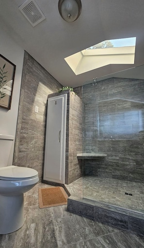 Bathroom - The Cove at Portman, near Clemson. (Anderson)