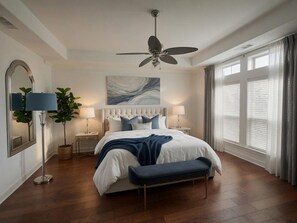 Iron/ironing board, Internet - Fully Furnished 3-Bedroom 2.5-Bathroom House (Houston)