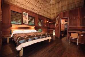 Room, Lagoon View - Lamanai Outpost Lodge (Indian Church)