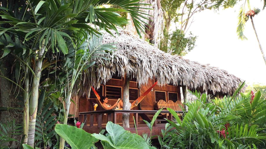 Lamanai Outpost Lodge