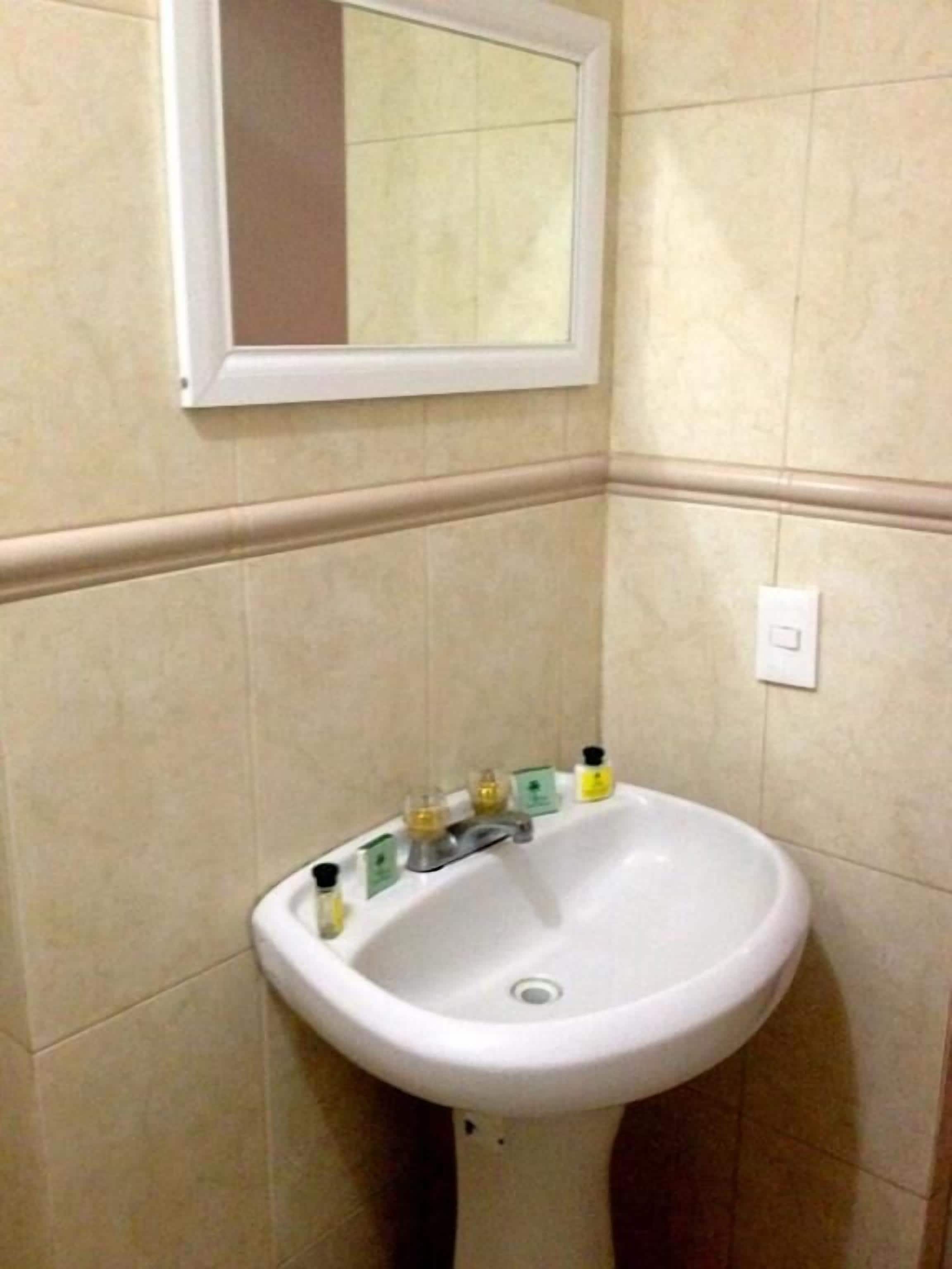 Double Room, Garden View | Bathroom | Bathtub, free toiletries, towels, soap