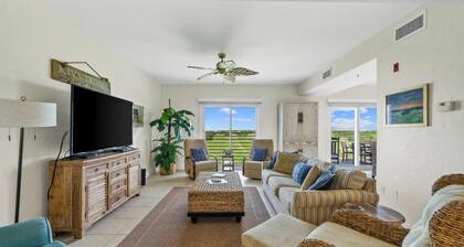 Gulf Views, Lodge Pool & Balcony 3br, 4BA Retreat
