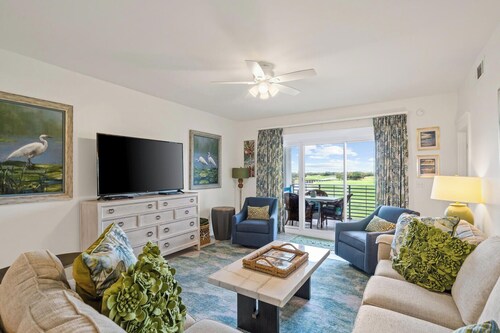 Renovated 3BR Kiva Lodge Retreat With Golf, Bay Views & Beach Club