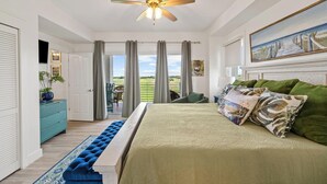 Mökki, useita sänkyjä, näköala golfkentälle (Kiva Lodge 306)