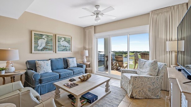 Cabana, várias camas, vista para o campo de golfe (Kiva Lodge 504) | Área de estar
