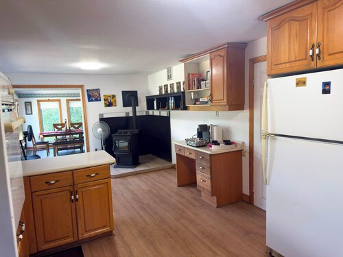 Private 5-Acre Brampton Retreat – Minutes to Toronto