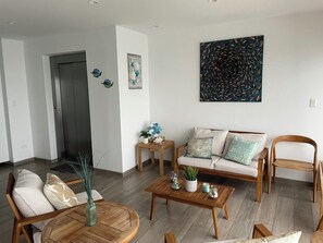 Living area - Wonderful 4-bedroom apartment in Punta Hermosa - Oceanfront (Punta Hermosa)