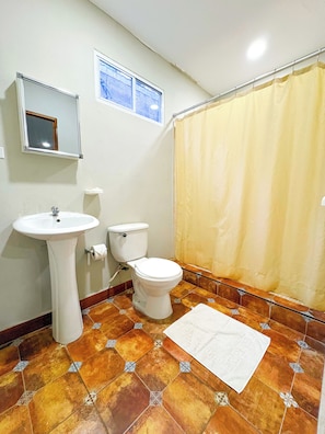 Habitación individual básica | Baño
