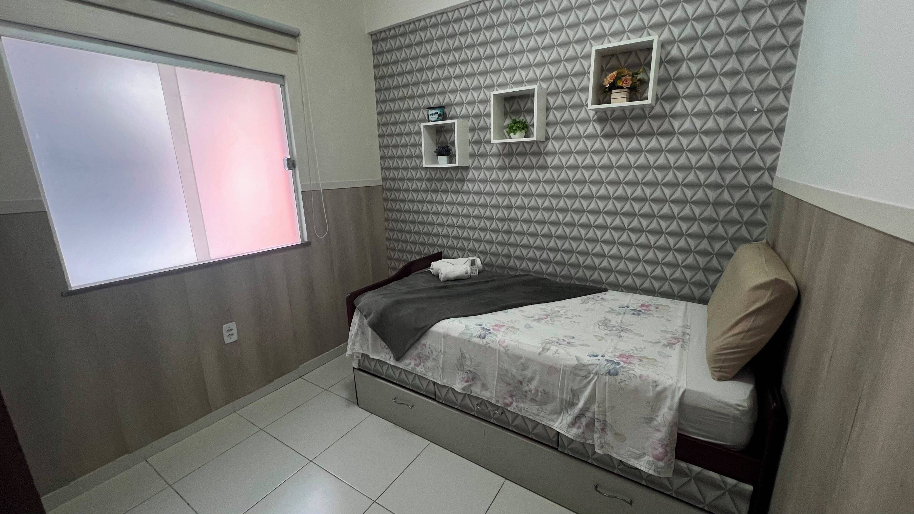 Comfort Double Room | WiFi (free), bed sheets