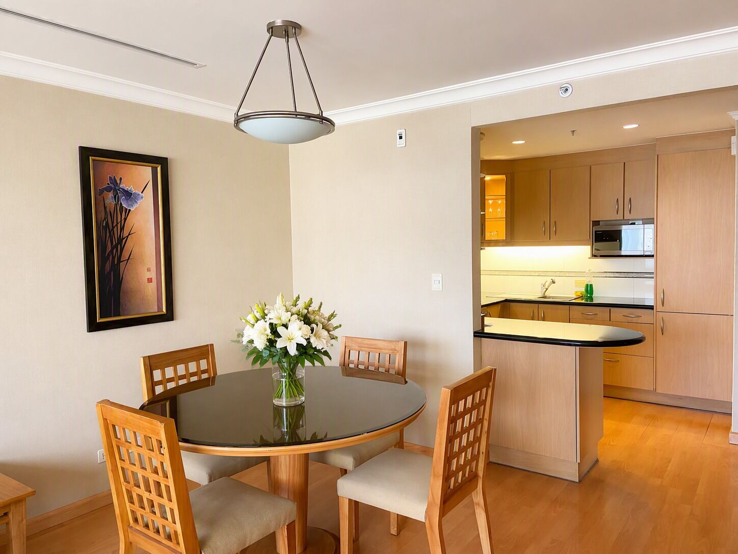 Apartamento, 2 habitaciones, cocina, vistas a la ciudad | Comedor