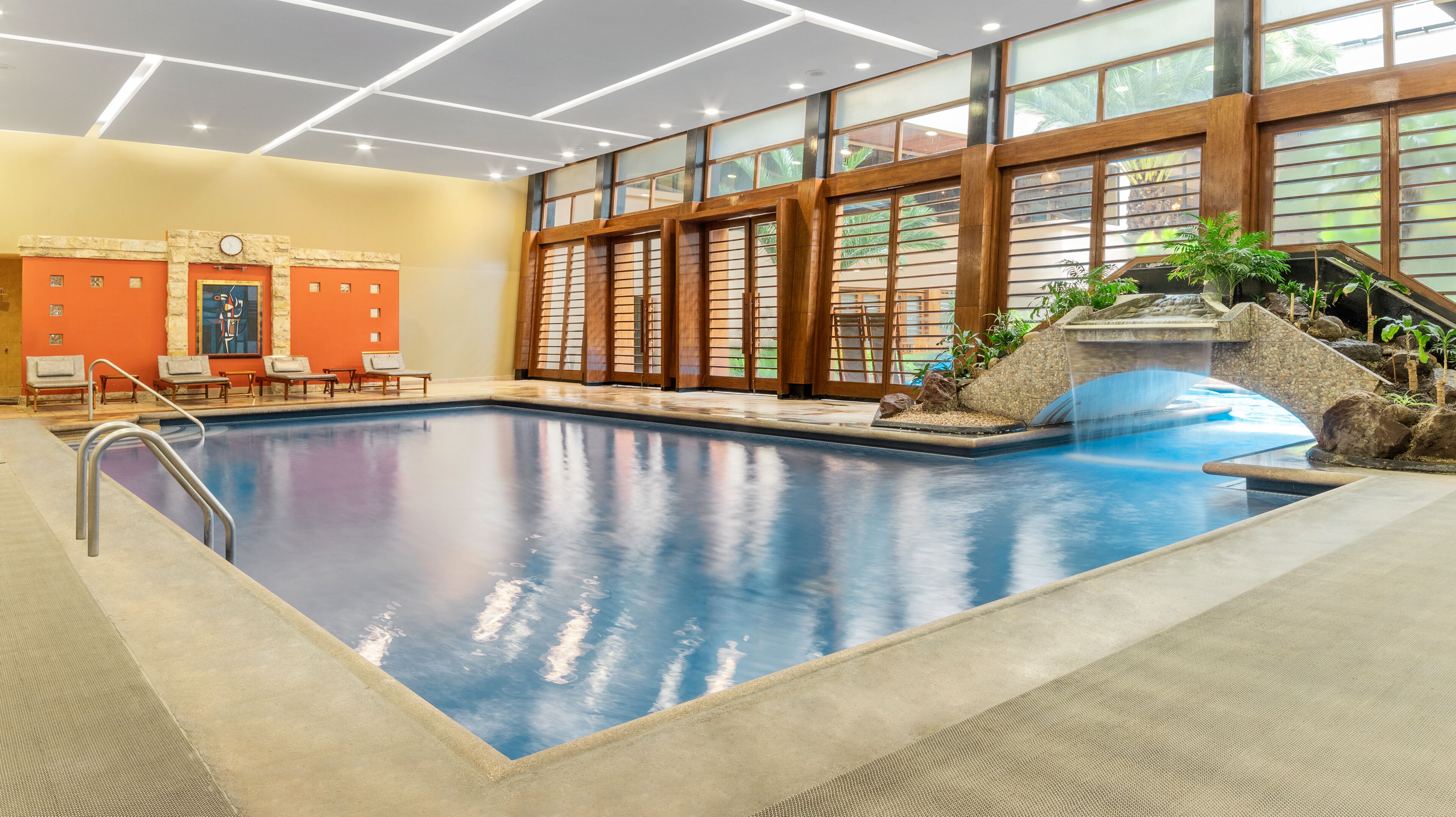 Indoor pool, outdoor pool