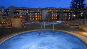 Unclassified image, 5 of 9, button - 2 Bedroom - Sleeps 8 Marriott Timber Lodge Lake Tahoe Full Resort Access (South Lake Tahoe)