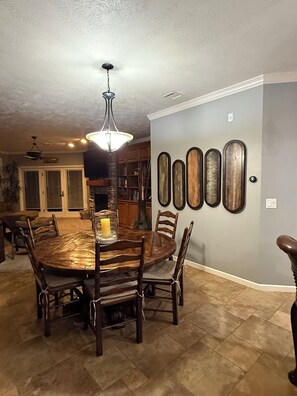 Unclassified image, 4 of 20, button - Condo + Lake Life + 6 Waterpark Passes Daily (Arnolds Park)