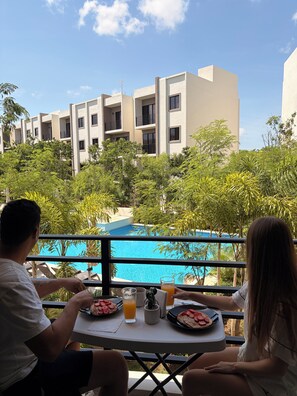 Unclassified image, 2 of 7, button - Vrbo Property (Cancún)