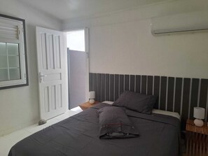 Room - Vrbo Property (Gourbeyre)